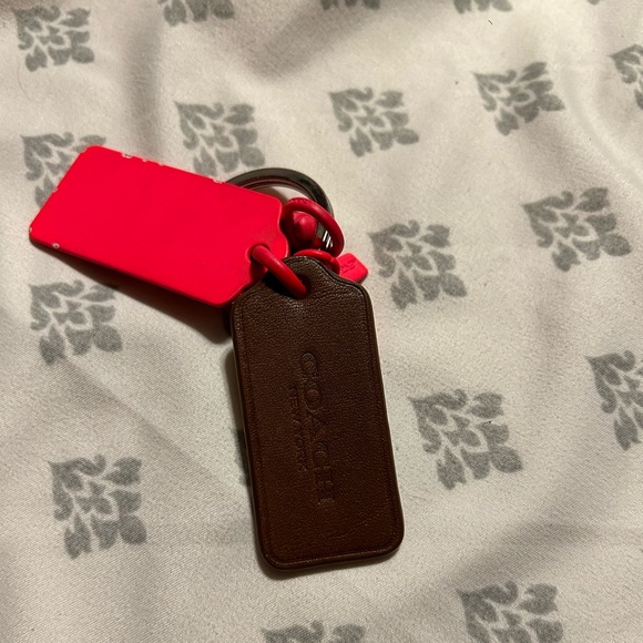 Coach keychain - Picture 2 of 3